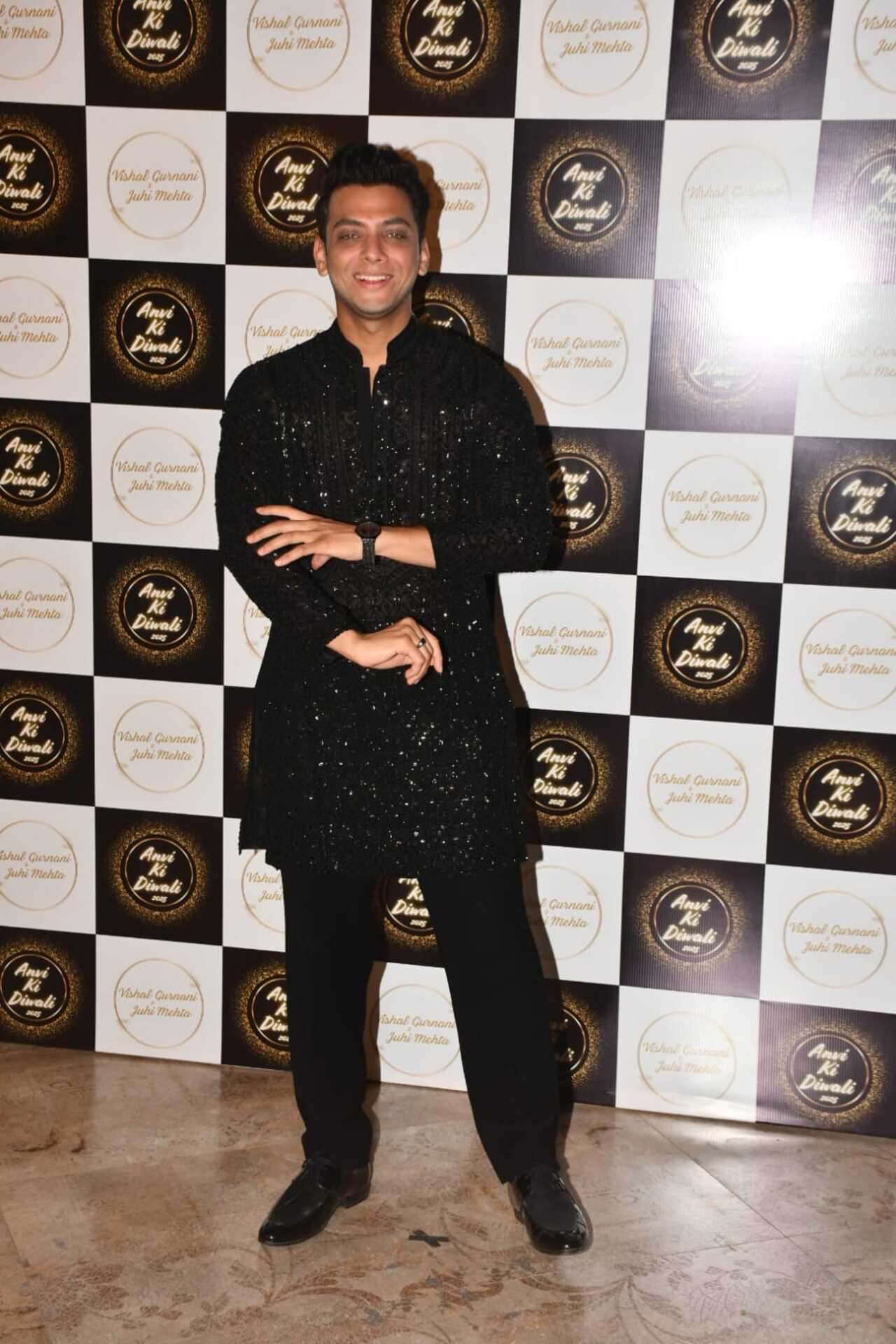 Actor Vishal Jethwa arrived at the bash in a shimmery black attire. He was beaming with joy as he posed for the paps.